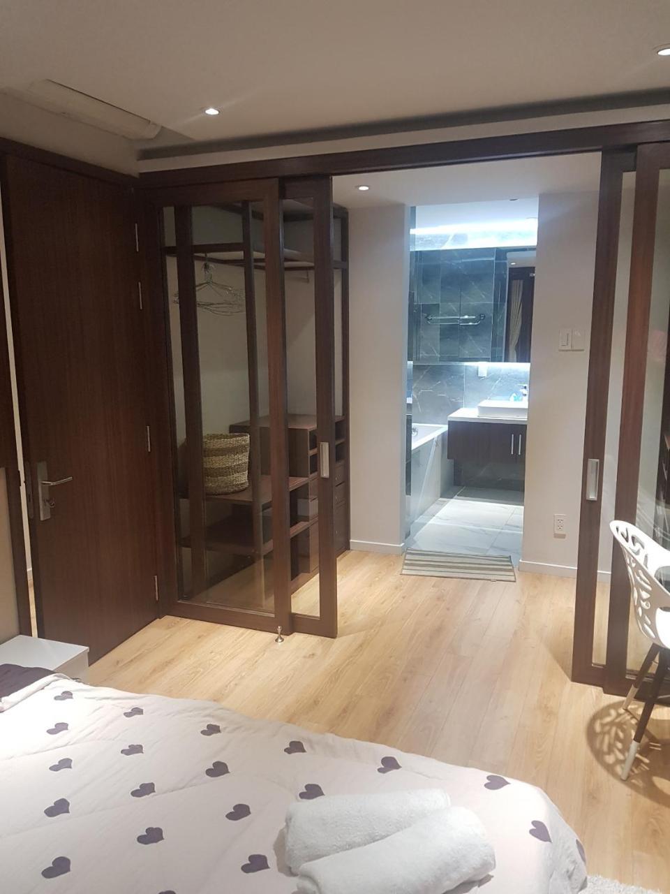 River Gate Apartment โฮจิมินห์ซิตี้ ภายนอก รูปภาพ
